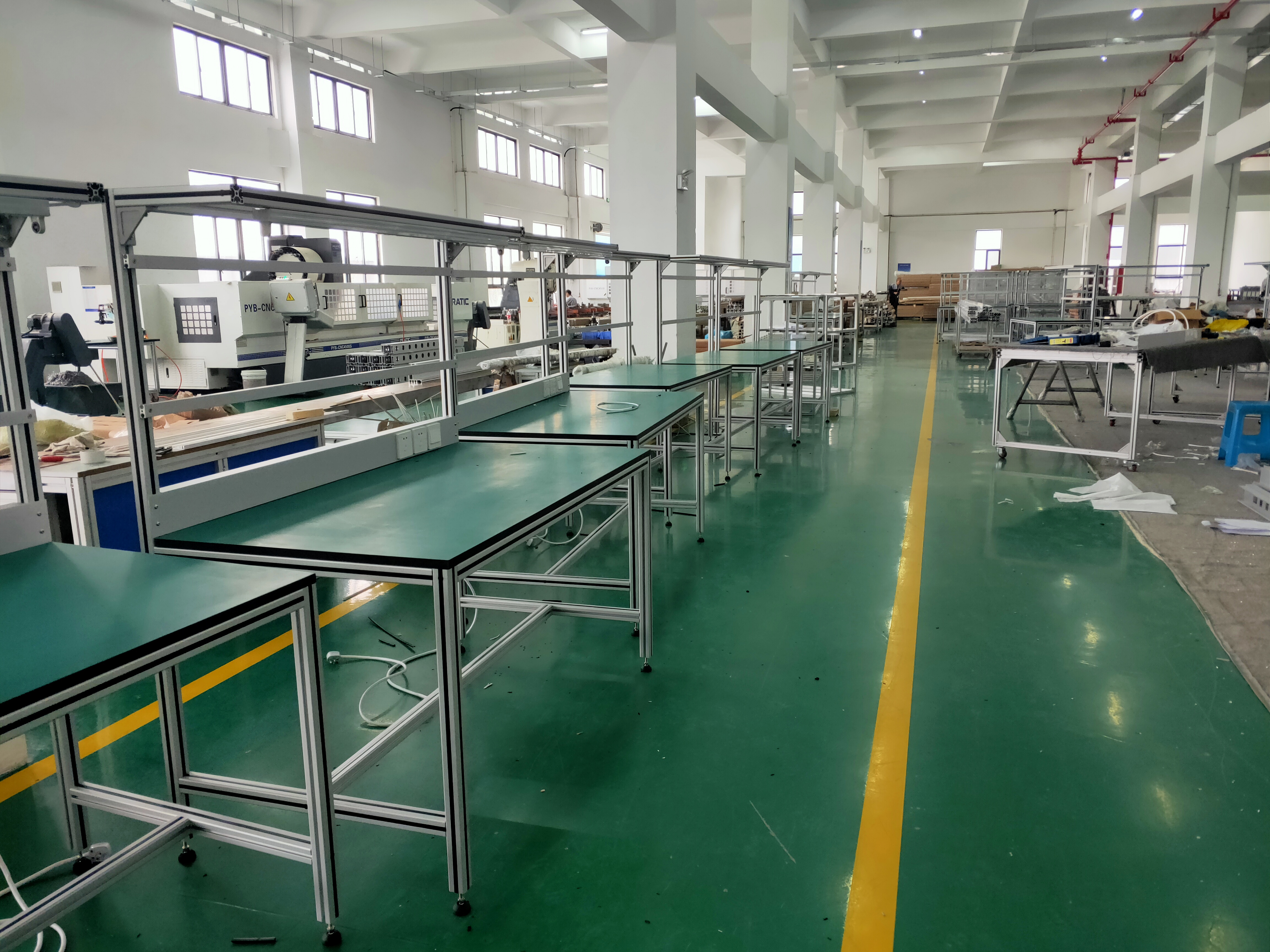 南京防靜電工作臺有著怎樣的不同之處？